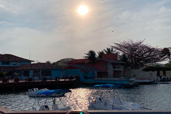 Fotos das cidades de São Paulo e Florianópolis