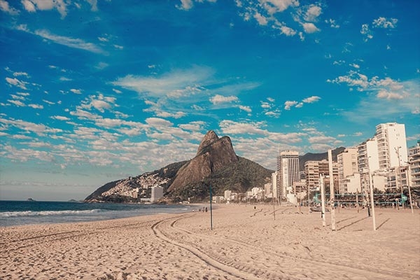 Imagem da praia no Rio de  Janeiro