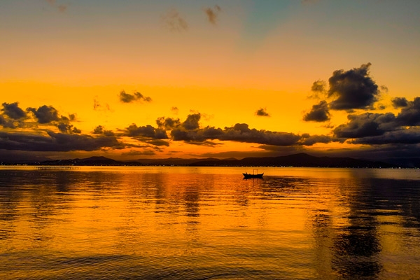 Imagem da praia dos açores em Florianópolis