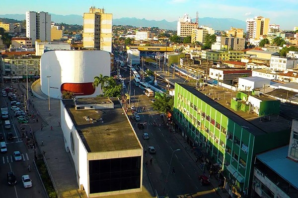 Fotos das cidades de Poços de Caldas e Rio de Janeiro