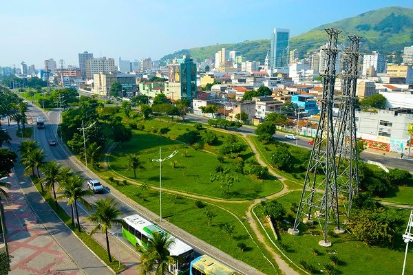 Fotos das cidades de São Paulo e Florianópolis