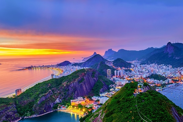 Fotos das cidades de São Paulo e Florianópolis