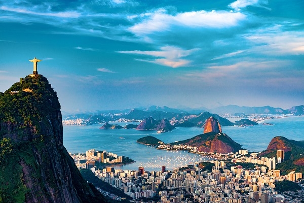 Fotos das cidades de São Paulo e Florianópolis